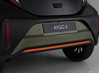 2022款Aygo X  Limited 欧洲版